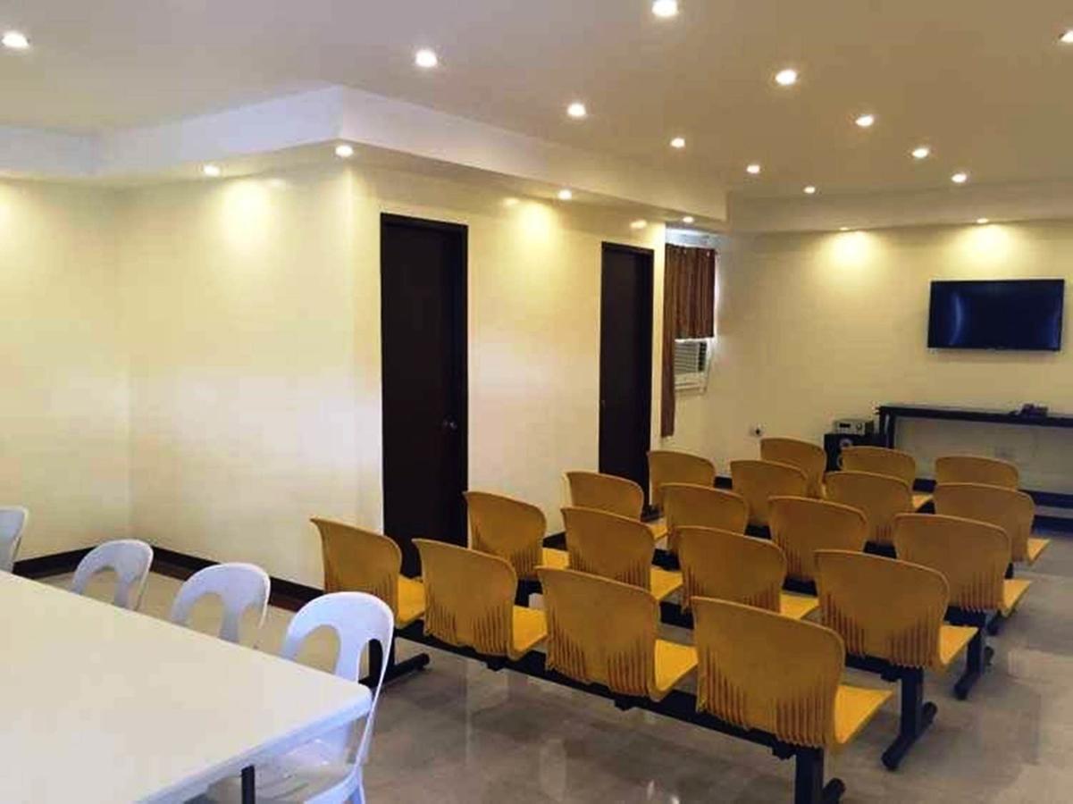 Rainbowland Hotel Olongapo Eksteriør billede
